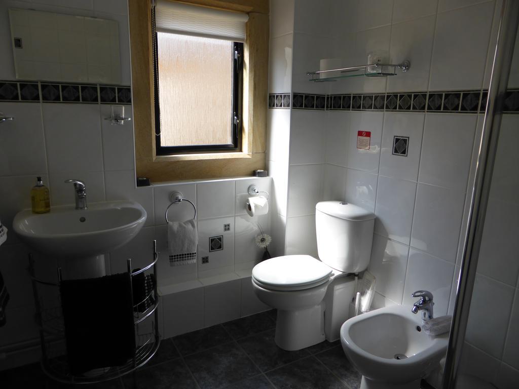 Liongate House Bed & Breakfast Ilchester Oda fotoğraf